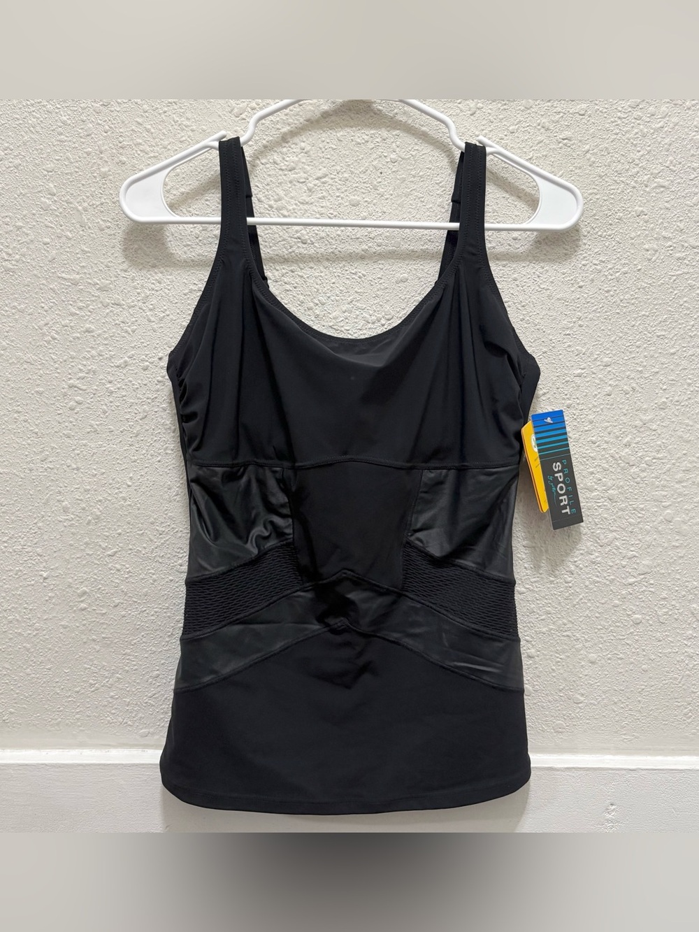 Profile by Gottex Black Tankini Top NWT 38D